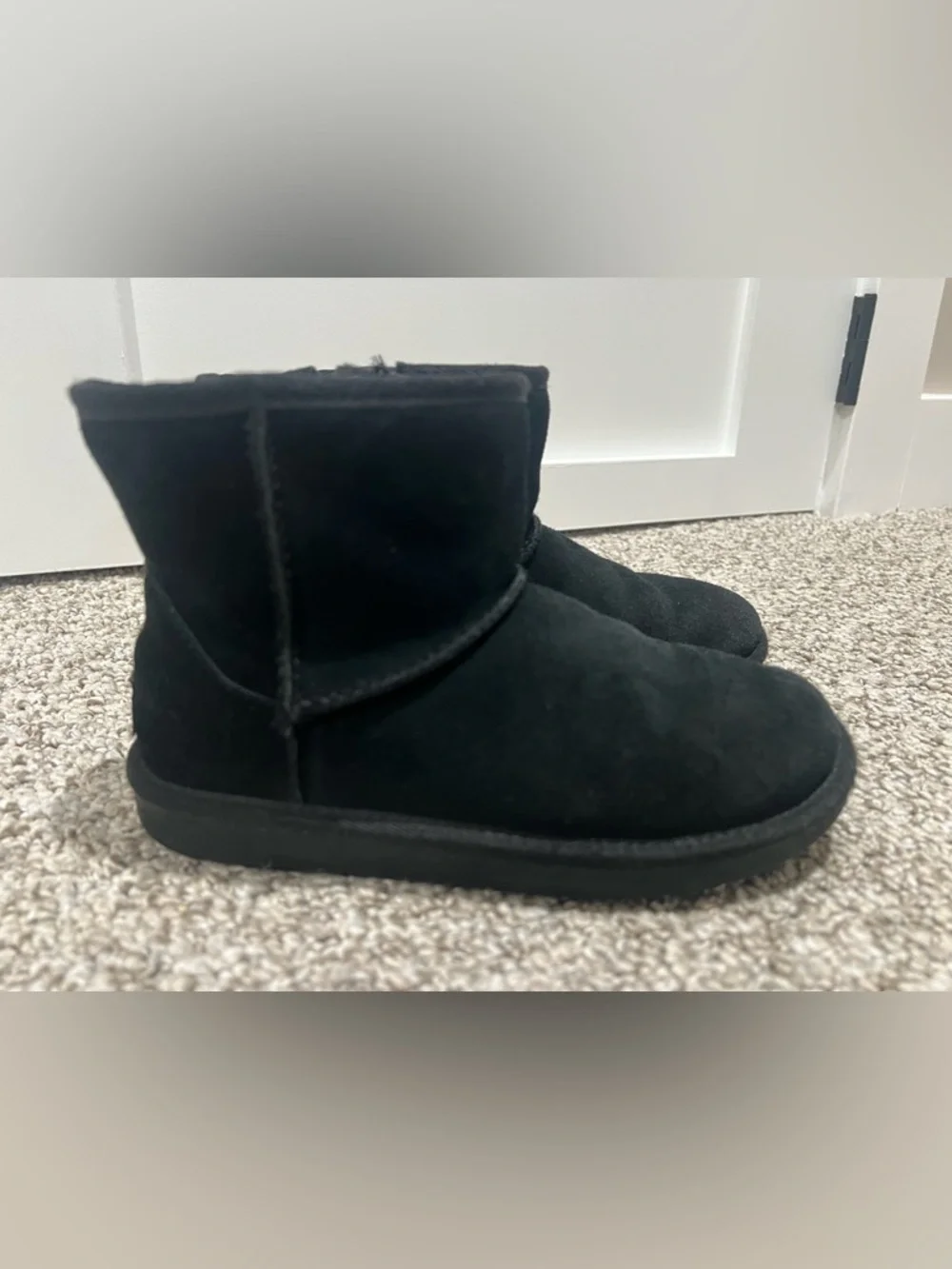 Koolaburra by UGG Kids Black Mini Boots Zip Back Cozy Winter size 1